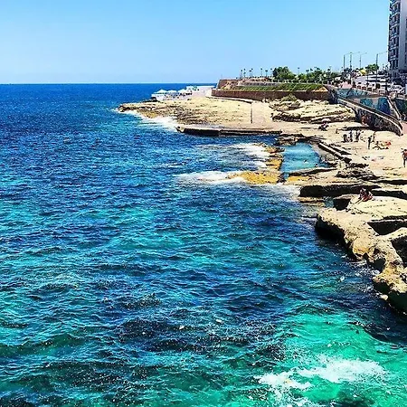 Seafront Seaview Home In Sliema, Modern Apt Sliema