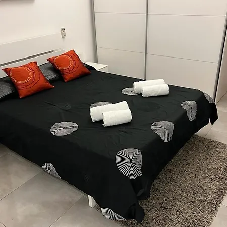 Seafront Seaview Home In Sliema, Modern Apt *