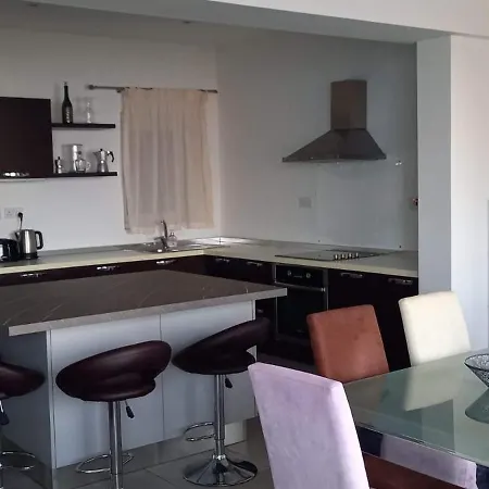 Seafront Seaview Home In Sliema, Modern Apt Appartamento *