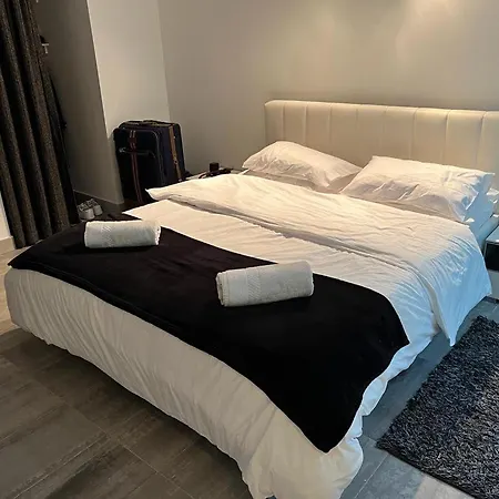Seafront Seaview Home In Sliema, Modern Apt Apartment Sliema