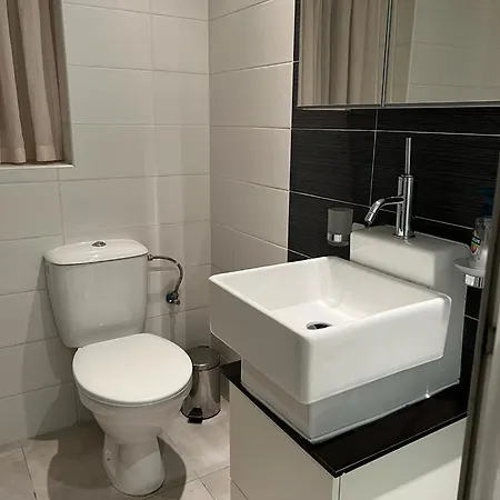 Seafront Seaview Home In Sliema, Modern Apt Sliema