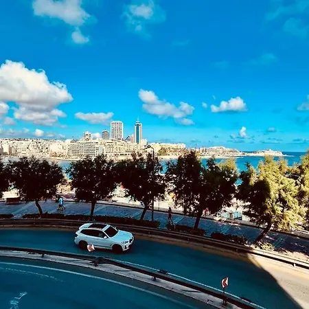Seafront Seaview Home In Sliema, Modern Apt Sliema